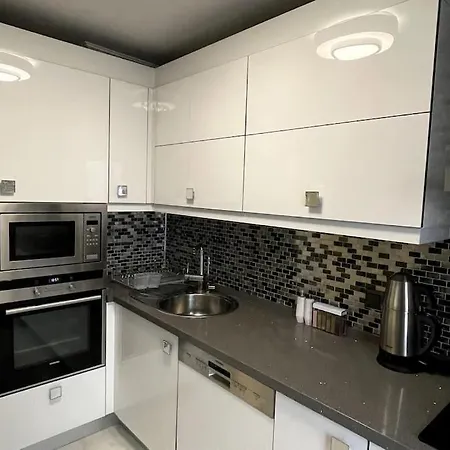 Apartament High-end Designed Flat With Carpark In Alsancak Izmir