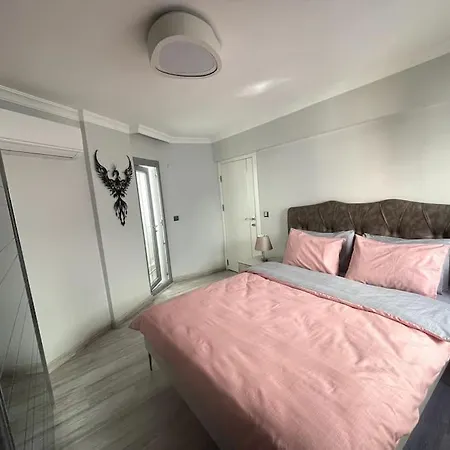 High-end Designed Flat With Carpark In Alsancak Izmir
