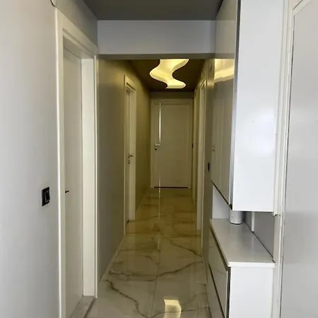 High-end Designed Flat With Carpark In Alsancak * Izmir