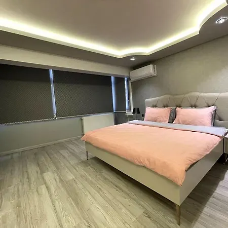 High-end Designed Flat With Carpark In Alsancak *
