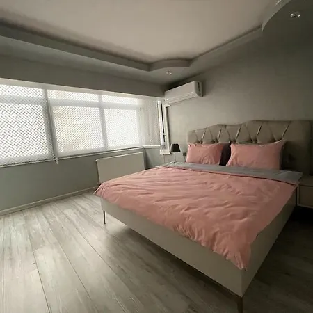 High-end Designed Flat With Carpark In Alsancak Διαμέρισμα