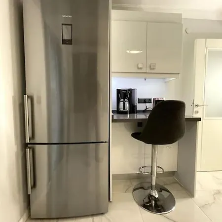 High-end Designed Flat With Carpark In Alsancak * Σμύρνη