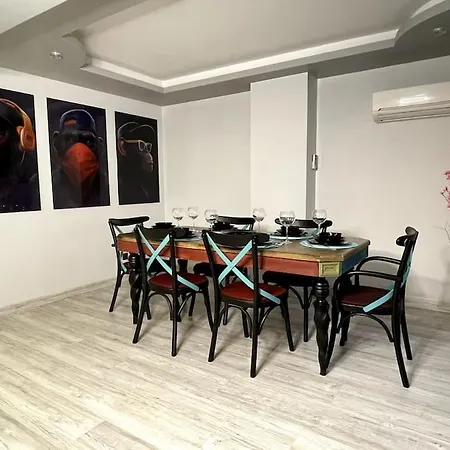 High-end Designed Flat With Carpark In Alsancak *
